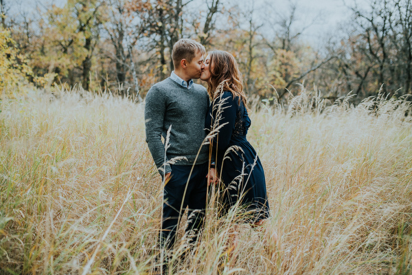 Assiniboine Forest Engagement Kampphotography Winnipeg Wedding Photographers You and Me Session 