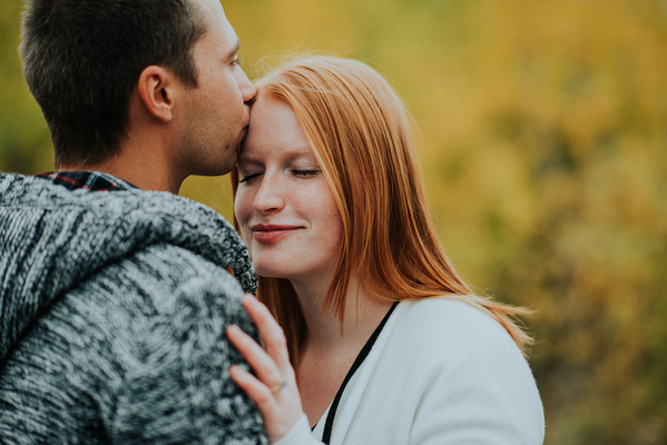 Assiniboine Forest Engagement Kampphotography Winnipeg Wedding Photographers You and Me Session 