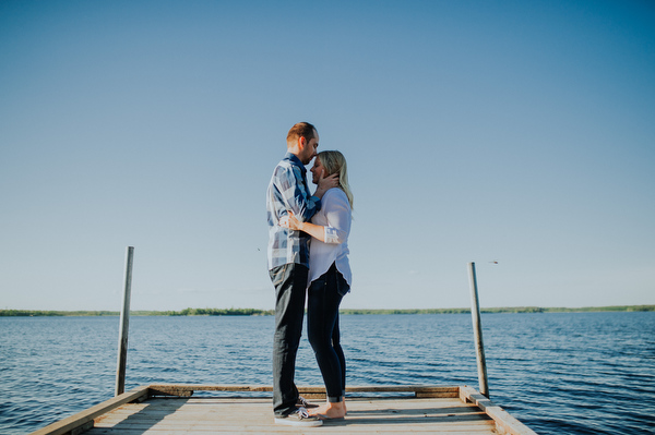 Cabin Engagement Kampphotography Winnipeg Wedding Photographers You and Me Session 