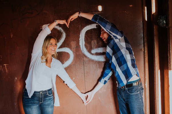 Cabin Engagement Kampphotography Winnipeg Wedding Photographers You and Me Session 