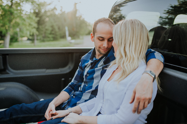 Cabin Engagement Kampphotography Winnipeg Wedding Photographers You and Me Session 