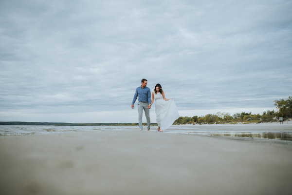 Grand Beach Engagement Session Kampphotography Winnipeg Wedding Photographers You and Me Session 