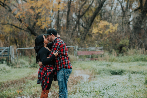 Clear Water Engagement Kampphotography Winnipeg Wedding Photographers You and Me Session 