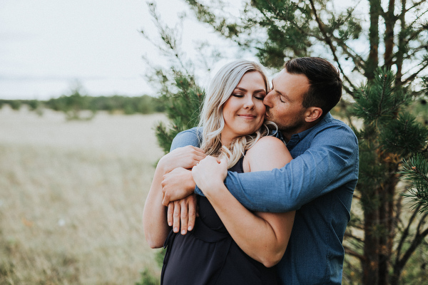 Birds Hill Park Engagement Kampphotography Winnipeg Wedding Photographers You and Me Session 