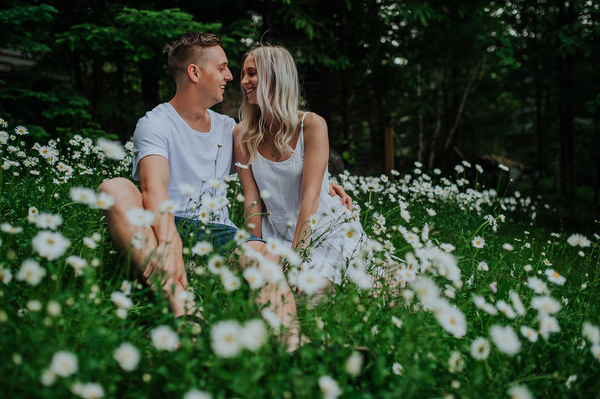 Cabin Engagement Kampphotography Winnipeg Wedding Photographers You and Me Session 