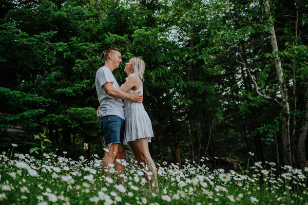 Cabin Engagement Kampphotography Winnipeg Wedding Photographers You and Me Session 