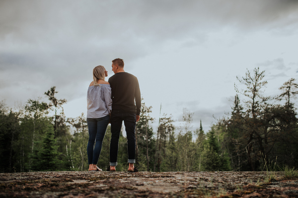 Cabin Engagement Kampphotography Winnipeg Wedding Photographers You and Me Session 