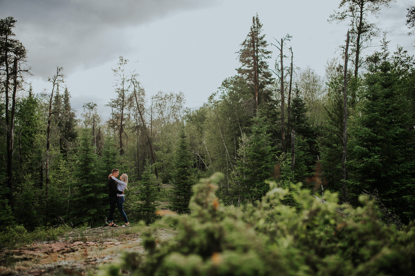 Cabin Engagement Kampphotography Winnipeg Wedding Photographers You and Me Session 