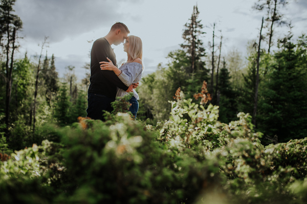 Cabin Engagement Kampphotography Winnipeg Wedding Photographers You and Me Session 