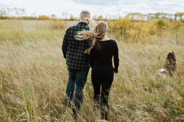 Country Side Engagement Kampphotography Winnipeg Wedding Photographers You and Me Session 