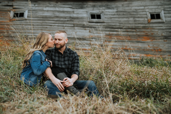 Country Side Engagement Kampphotography Winnipeg Wedding Photographers You and Me Session 