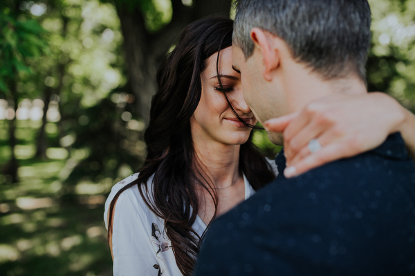 Kildonan Park Engagement Kampphotography Winnipeg Wedding Photographers You and Me Session 