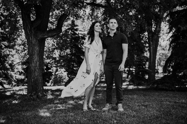 Kildonan Park Engagement Kampphotography Winnipeg Wedding Photographers You and Me Session 