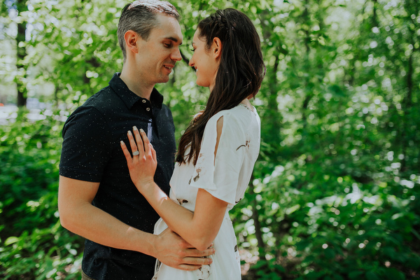 Kildonan Park Engagement Kampphotography Winnipeg Wedding Photographers You and Me Session 