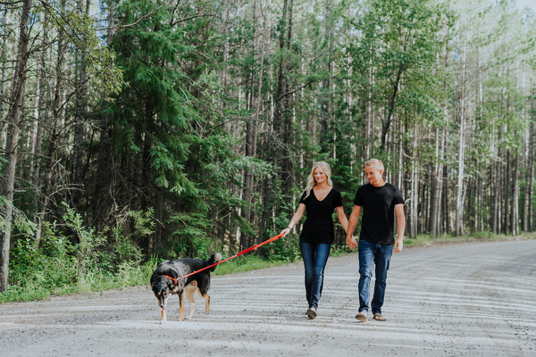 Falcon Lake Engagement Kampphotography Winnipeg Wedding Photographers You and Me Session 