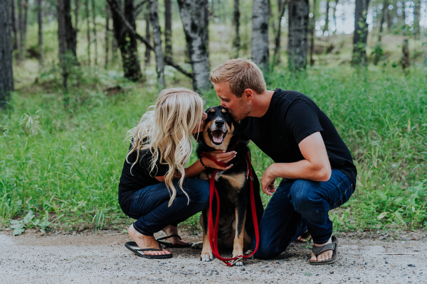 Falcon Lake Engagement Kampphotography Winnipeg Wedding Photographers You and Me Session 