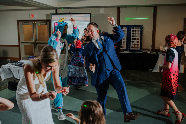 Gimli Wedding Kampphotography Winnipeg Wedding Photographers 