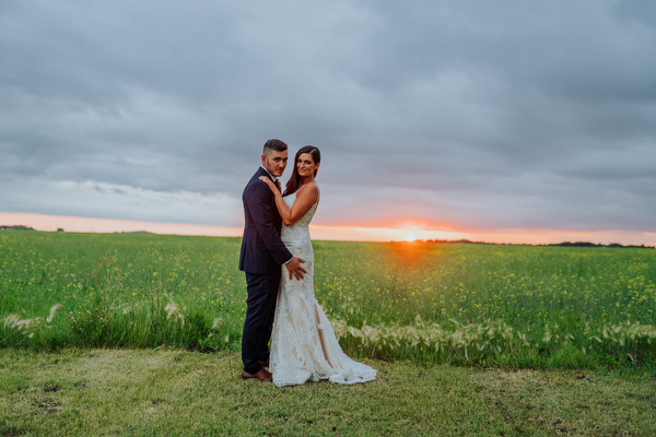 Ashgrove Acres Wedding Ashgrove Acres Wedding Kampphotography Winnipeg Wedding Photographers 