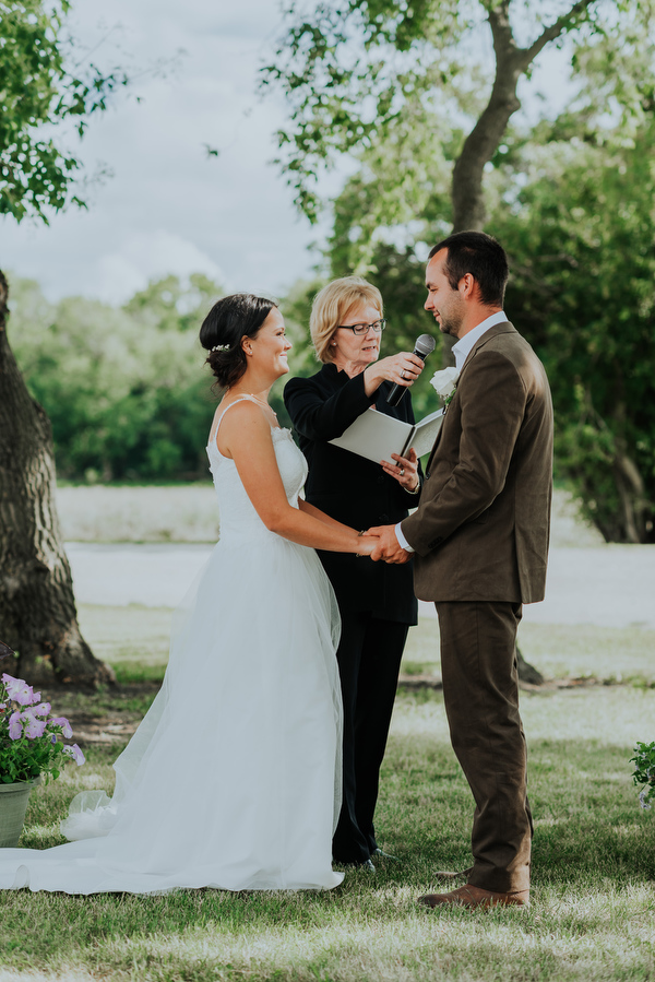 Manitoba Farm Wedding Kampphotography Winnipeg Wedding Photographers 