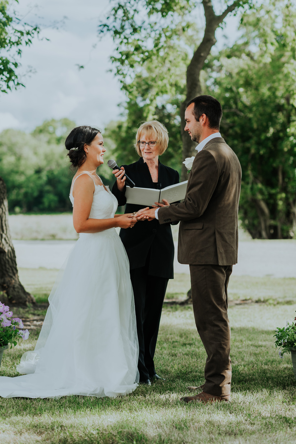 Manitoba Farm Wedding Kampphotography Winnipeg Wedding Photographers 