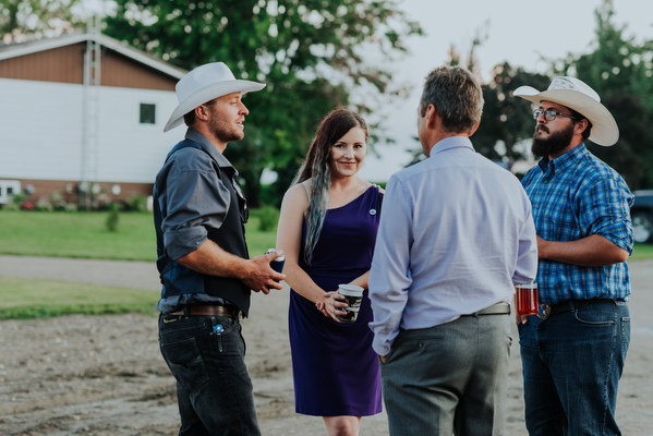 Manitoba Farm Wedding Kampphotography Winnipeg Wedding Photographers 