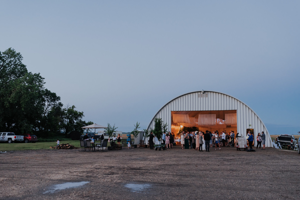 Manitoba Farm Wedding Kampphotography Winnipeg Wedding Photographers 