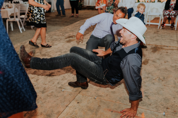 Manitoba Farm Wedding Kampphotography Winnipeg Wedding Photographers 