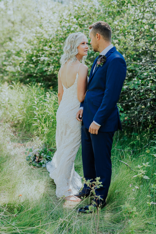 Swan River Wedding Kampphotography Winnipeg Wedding Photographers 