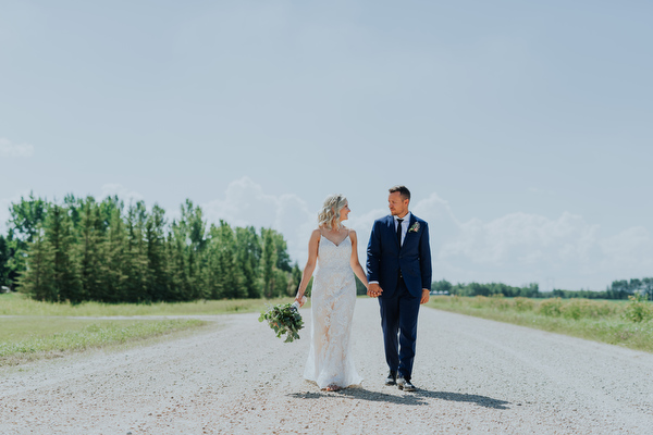 Swan River Wedding Kampphotography Winnipeg Wedding Photographers 