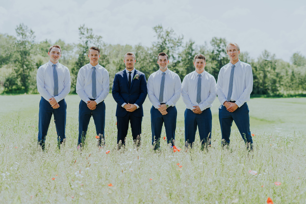 Swan River Wedding Kampphotography Winnipeg Wedding Photographers 