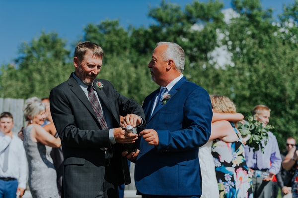 Swan River Wedding Kampphotography Winnipeg Wedding Photographers 