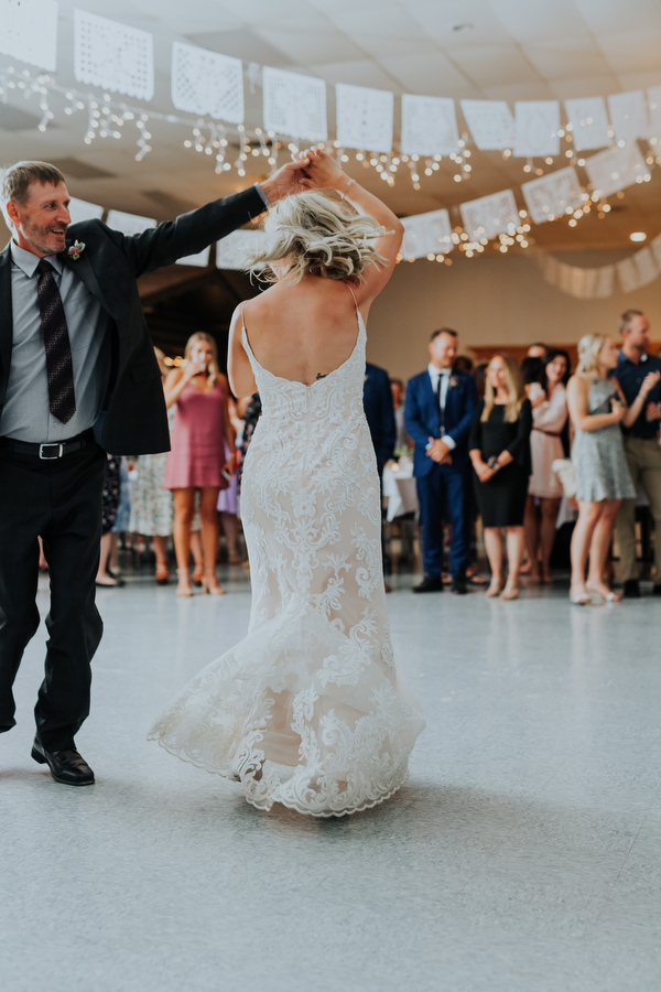 Swan River Wedding Kampphotography Winnipeg Wedding Photographers 