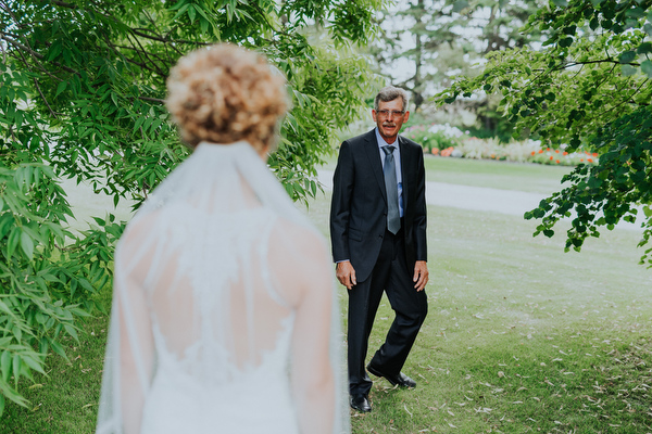 Manitoba Farm Wedding Kampphotography Winnipeg Wedding Photographers 