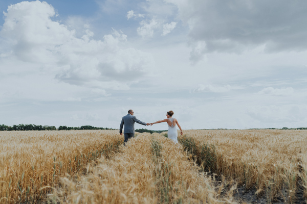 Manitoba Farm Wedding Kampphotography Winnipeg Wedding Photographers 