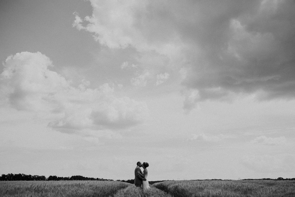 Manitoba Farm Wedding Kampphotography Winnipeg Wedding Photographers 