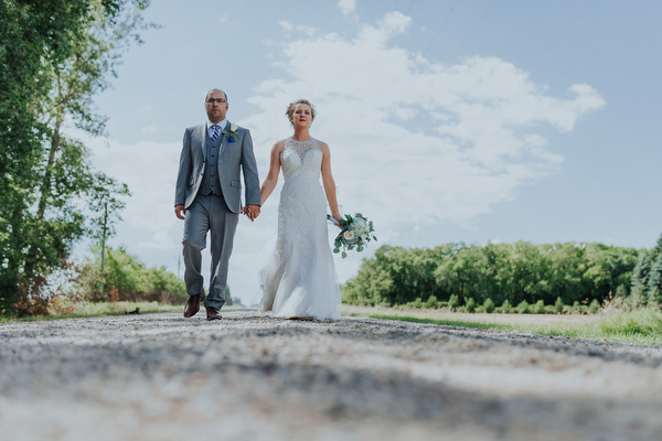 Manitoba Farm Wedding Kampphotography Winnipeg Wedding Photographers 