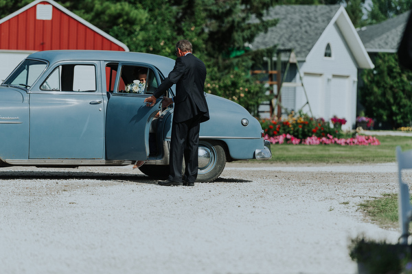 Manitoba Farm Wedding Kampphotography Winnipeg Wedding Photographers 