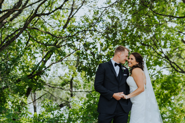 Greenwood Inn Wedding Kampphotography Winnipeg Wedding Photographers 