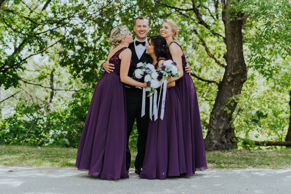 Greenwood Inn Wedding Kampphotography Winnipeg Wedding Photographers 