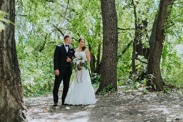 Greenwood Inn Wedding Kampphotography Winnipeg Wedding Photographers 