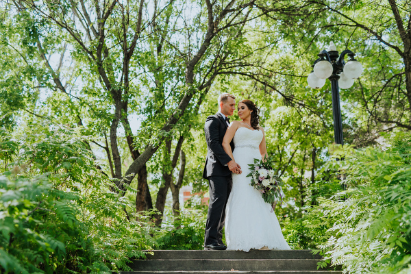 Greenwood Inn Wedding Kampphotography Winnipeg Wedding Photographers 