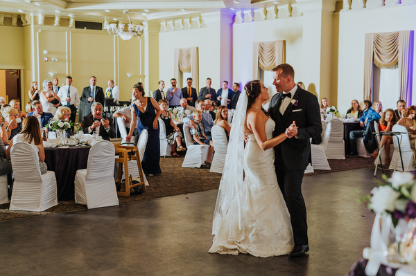 Greenwood Inn Wedding Kampphotography Winnipeg Wedding Photographers 