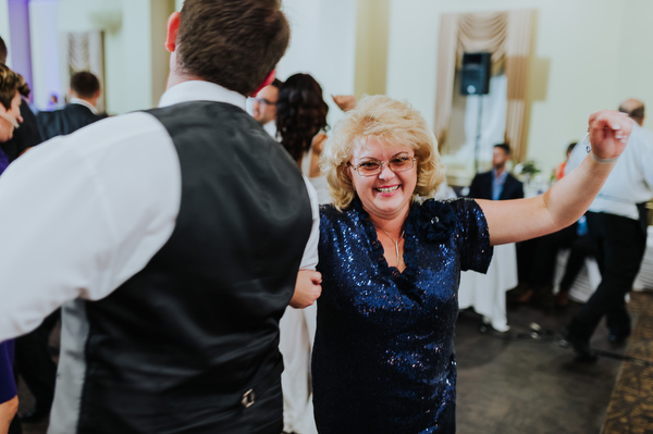 Greenwood Inn Wedding Kampphotography Winnipeg Wedding Photographers 