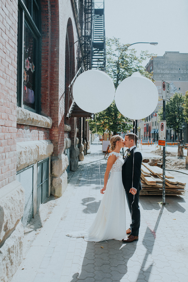 Winnipeg Art Gallery Wedding Kampphotography Winnipeg Wedding Photographers WAG Wedding 