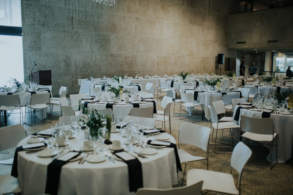 Winnipeg Art Gallery Wedding Kampphotography Winnipeg Wedding Photographers WAG Wedding 