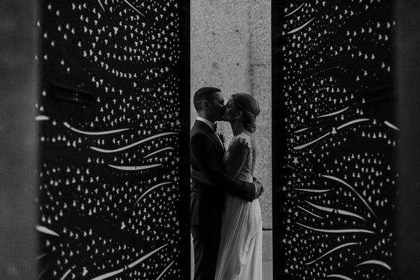 Winnipeg Art Gallery Wedding Kampphotography Winnipeg Wedding Photographers WAG Wedding 