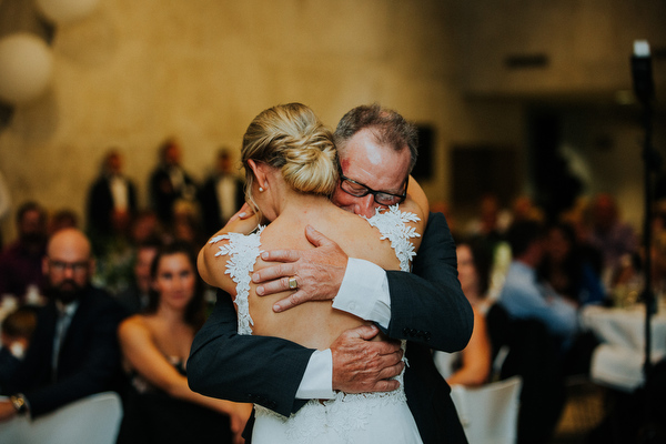 Winnipeg Art Gallery Wedding Kampphotography Winnipeg Wedding Photographers WAG Wedding 