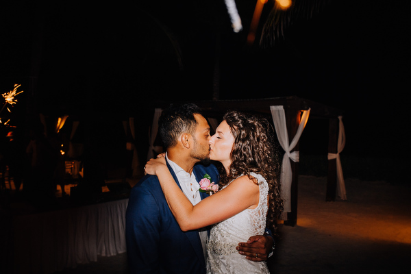 Blue Bay Grand Esmerelda Wedding Kampphotography Destination Wedding 